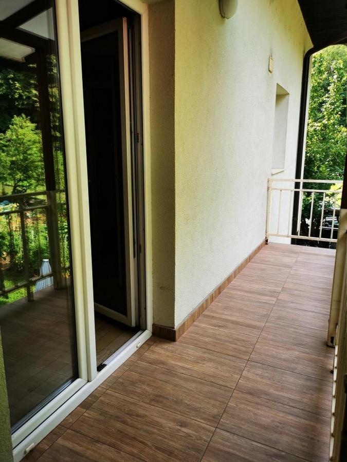 Apartamento Apartmant Sandra - Big Terace And Free Parking Karlovac Exterior foto